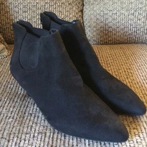 NEW——Impo Ankle Boots